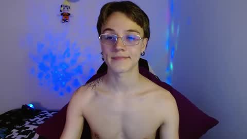 Oliver P online show from March 9, 7:26 pm