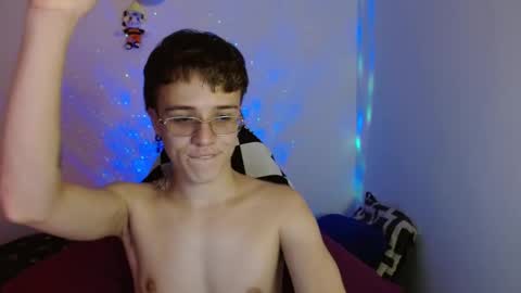 Oliver P online show from March 5, 1:42 am