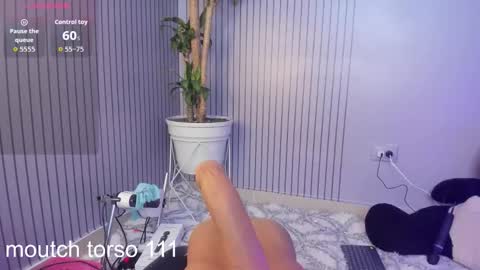 Perla online show from November 1, 6:18 pm