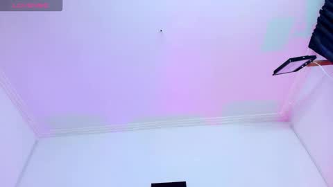 im_riley_ online show from October 27, 7:14 pm