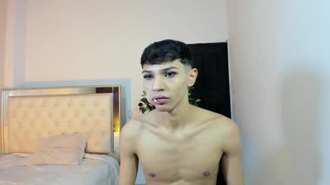 im_sebaslopez online show from January 17, 7:33 pm