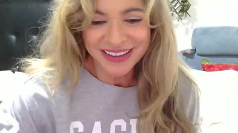 Sharon online show from October 12, 3:48 pm