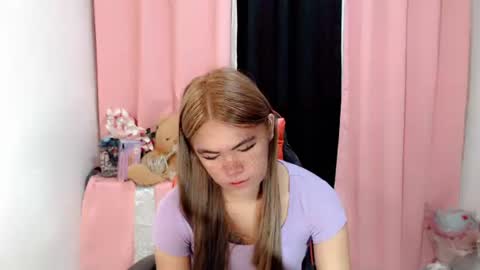 im_yourfairyannaxx online show from December 20, 3:02 am