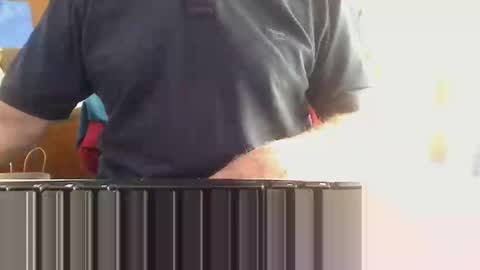 Aussie Guy online show from March 19, 1:00 am