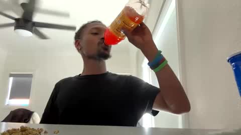 imchokingchicken online show from September 24, 10:05 pm