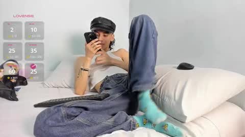 Colton Alvin Independent model online show from February 27, 3:40 am