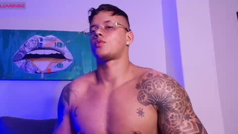 imconor online show from April 29, 10:58 pm