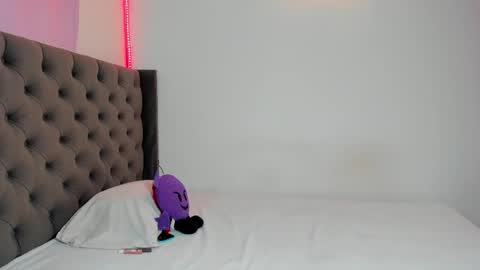 Dayana  online show from October 15, 5:00 am