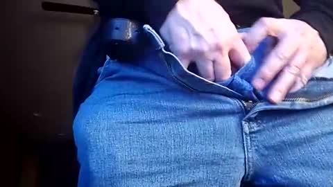 Iminyourroom online show from December 18, 10:21 am