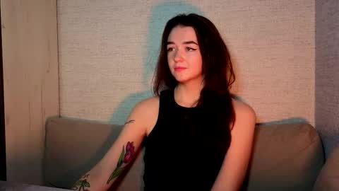 imkittygirlss online show from October 26, 4:28 pm