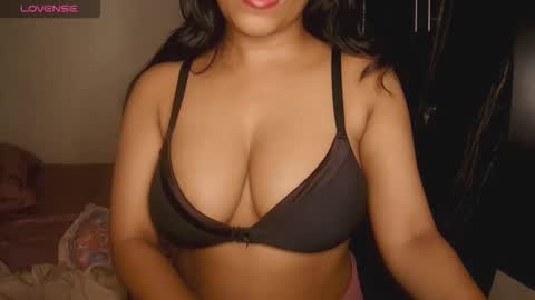 ROSE online show from October 15, 6:42 pm