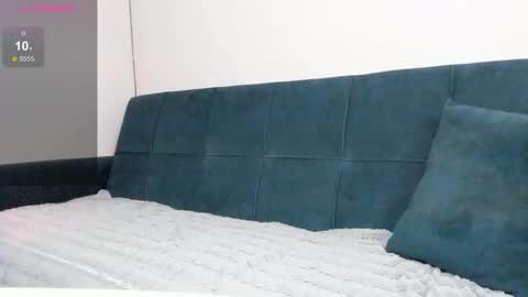 immolly1 online show from February 18, 10:16 am