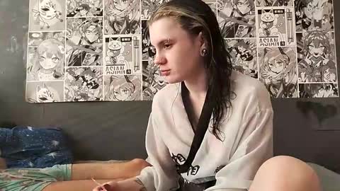 Sam and Jen online show from March 23, 8:41 am