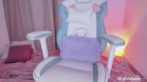 Sara online show from April 6, 2:31 am