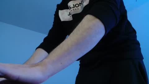 Flummi online show from October 13, 11:07 pm