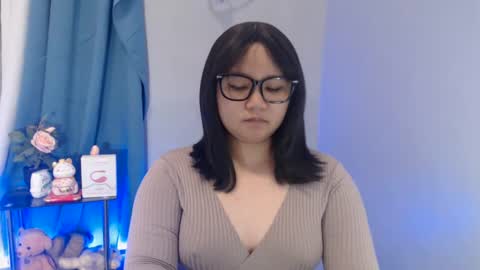 Cherryl online show from December 14, 7:36 pm