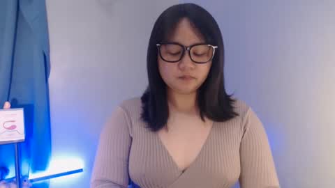Cherryl online show from December 13, 7:43 pm