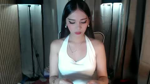 Aki online show from October 8, 12:00 pm