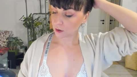 Snapshot of inakush chatting on March 12, 1:25 am Ina Kush online show from March 12, 1:25 am