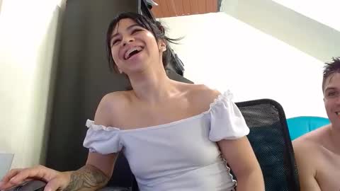 incubus_couple1 online show from December 27, 4:04 am