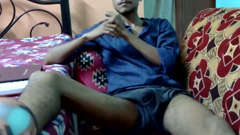 Suman Leo online show from October 25, 7:25 pm