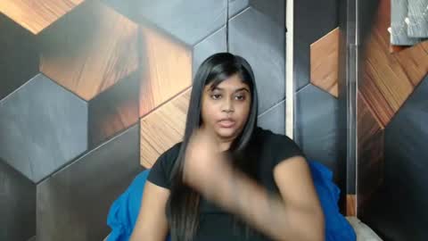 Snapshot of indian_rimmelx chatting on September 16, 8:06 am Melz online show from September 16, 8:06 am