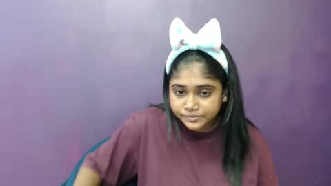 Snapshot of indian_rimmelx chatting on March 12, 1:47 am Melz online show from March 12, 1:47 am