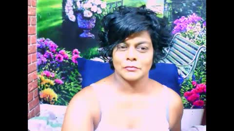 Snapshot of indiancherrypie chatting on March 10, 10:07 am indiancherrypie online show from March 10, 10:07 am