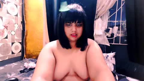 candy online show from January 12, 5:42 pm