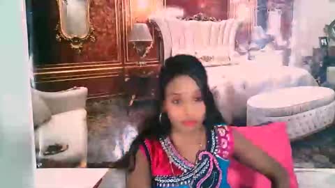 Leah online show from October 20, 6:35 pm