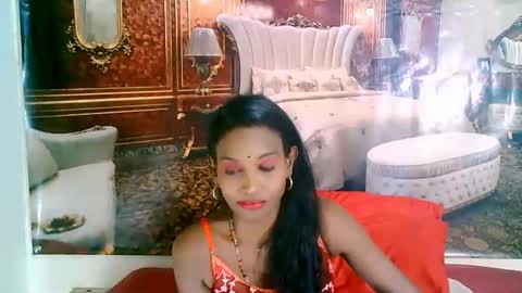 Leah online show from October 7, 6:48 pm