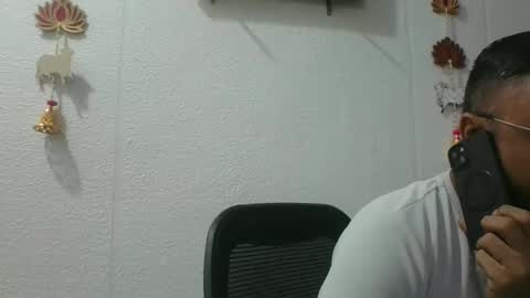 Indian lover online show from October 27, 5:18 am