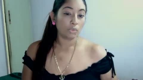 Indianpalgal69 online show from October 23, 11:38 pm