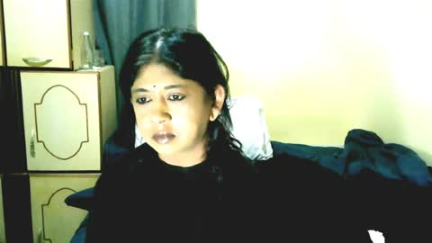 indianpleasures21 online show from June 22, 8:05 pm