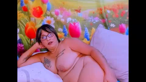 roxy online show from October 31, 7:58 pm