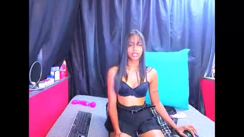 stella sexkitten online show from April 21, 7:04 am