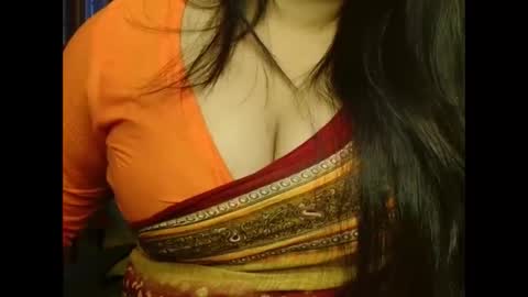 tina online show from February 4, 10:30 am