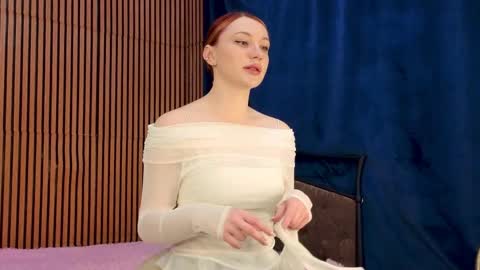 Ela online show from April 21, 7:26 am