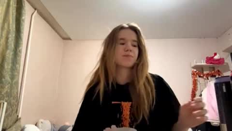 Sofia online show from March 1, 5:28 pm