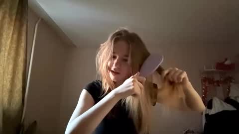 Sofia online show from March 23, 2:11 pm