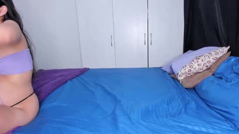 Samantha and chris online show from February 18, 12:05 am