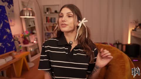 MAL ---  online show from January 31, 11:02 pm