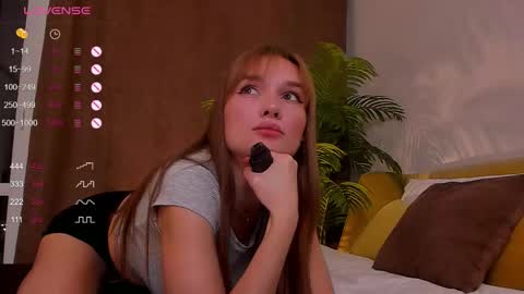 Snapshot of ingergirl chatting on September 18, 11:09 pm Vicki FANSLY --- online show from September 18, 11:09 pm