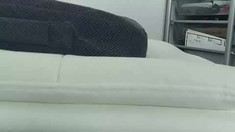 Hanging Out online show from September 22, 3:38 pm