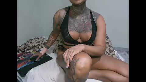 ink bella online show from November 16, 10:34 pm