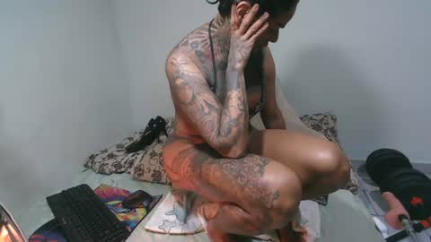 ink bella online show from July 26, 2:20 am