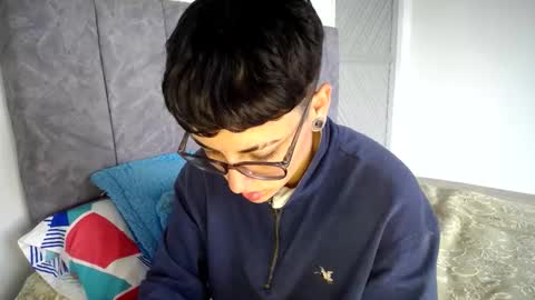 lyan onlyfans n linda online show from February 19, 6:40 pm