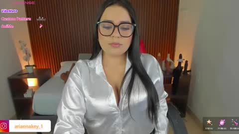Snapshot of inna99_ chatting on February 6, 3:06 am inna online show from February 6, 3:06 am