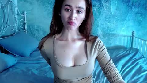 Lina online show from November 11, 3:14 pm