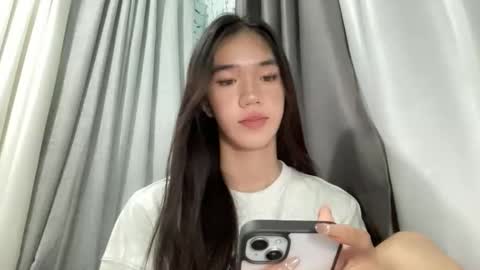 Reign online show from May 5, 11:21 pm